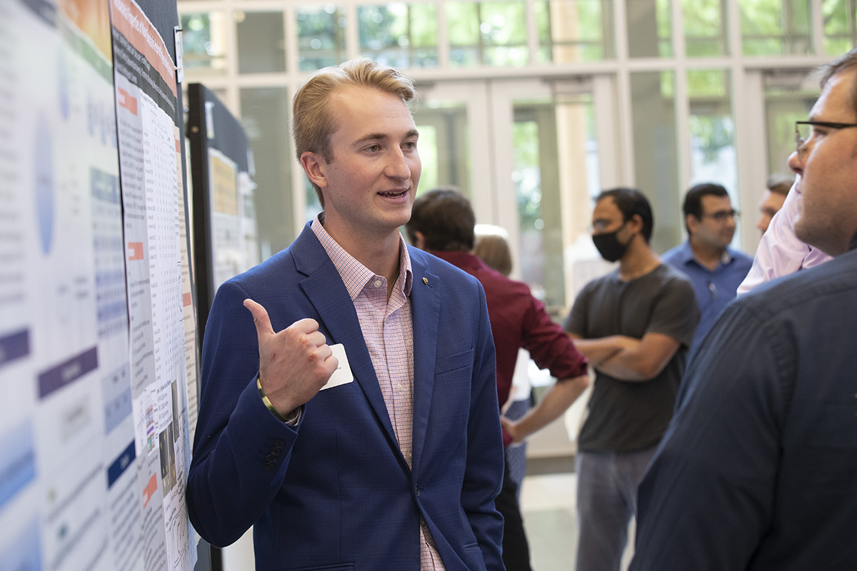 210728_summer_research_showcase_reed